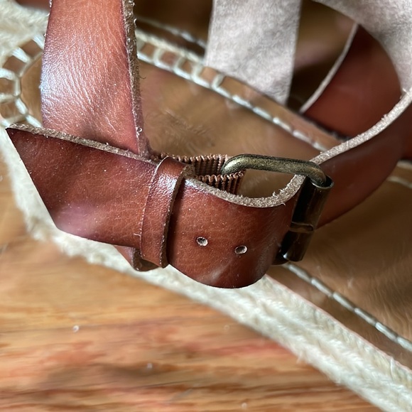 Tan Boho Espadrilles size 9 - Picture 6 of 6